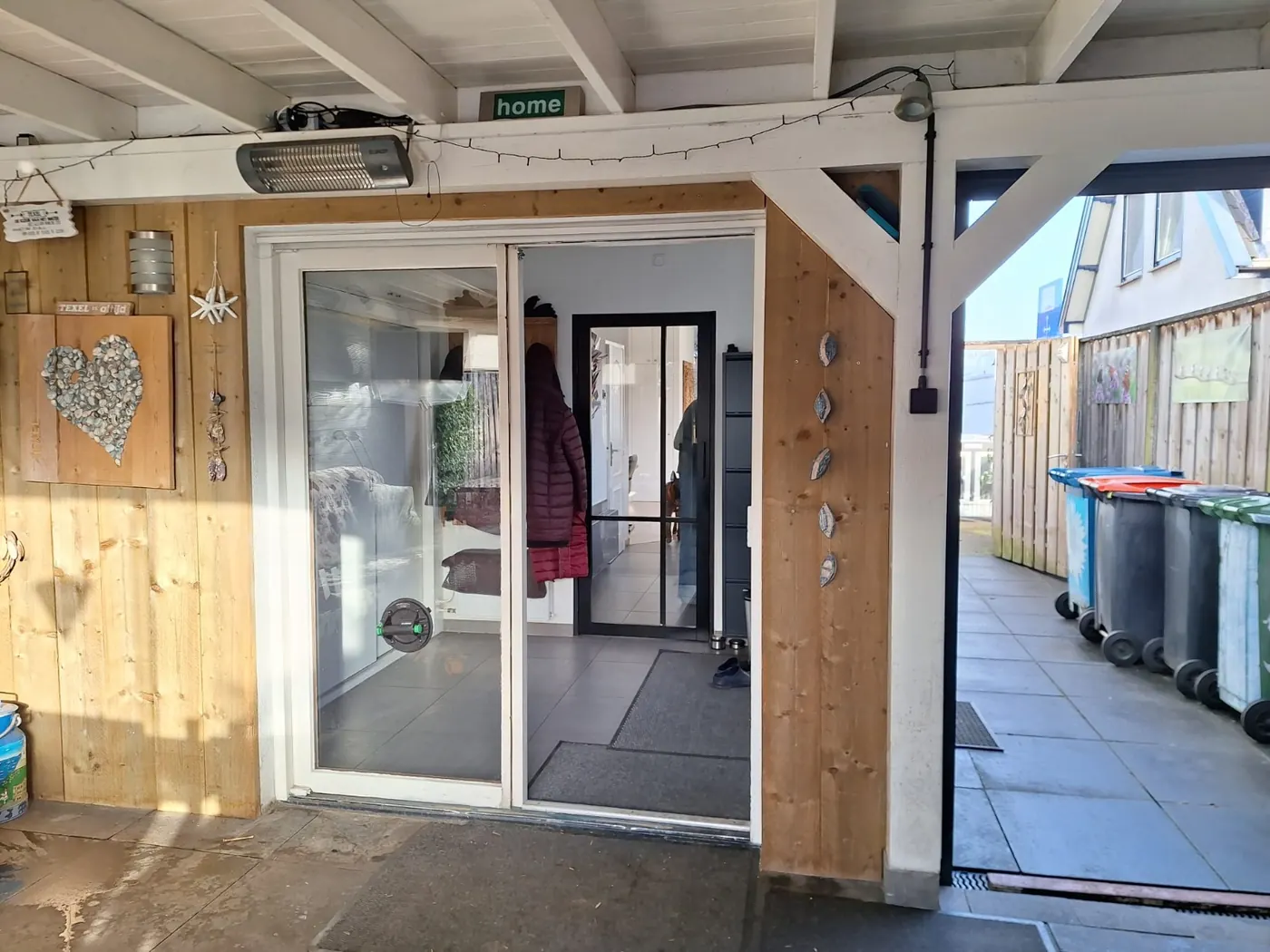 Tuinkamer en bijkeuken in wit kunststof, foto 8