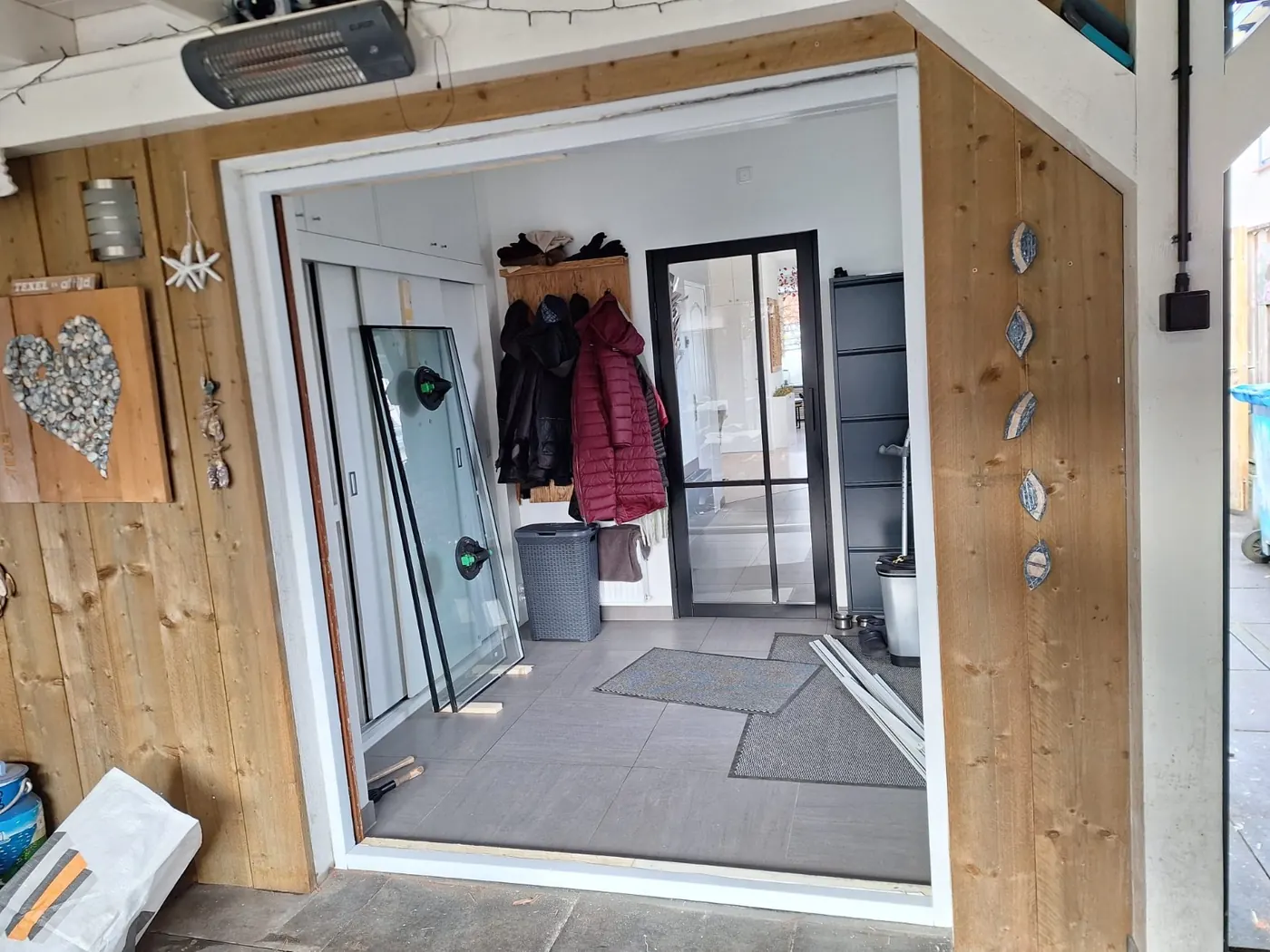 Tuinkamer en bijkeuken in wit kunststof, foto 13